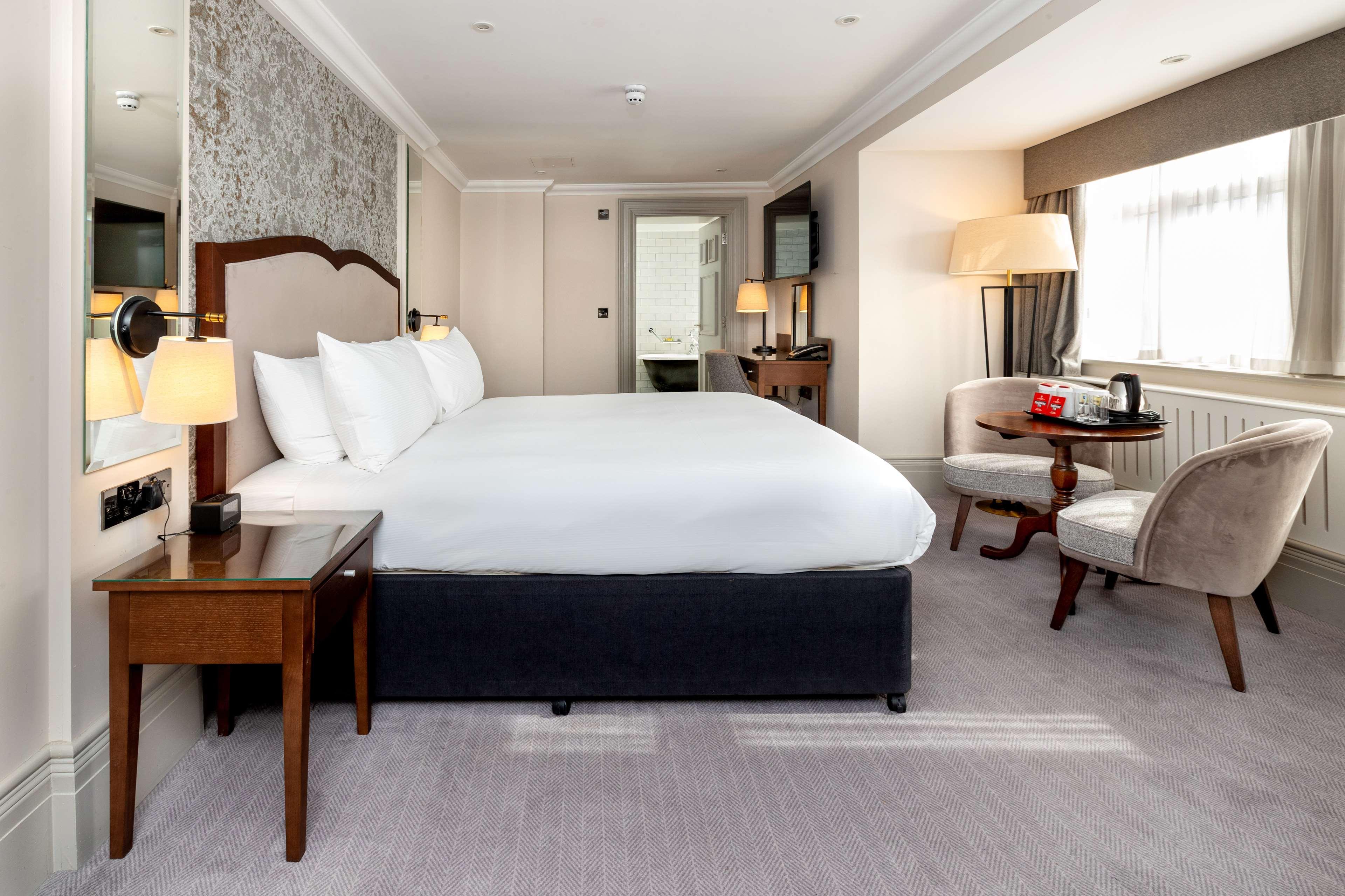 Doubletree By Hilton Harrogate Majestic Hotel & Spa Bagian luar foto