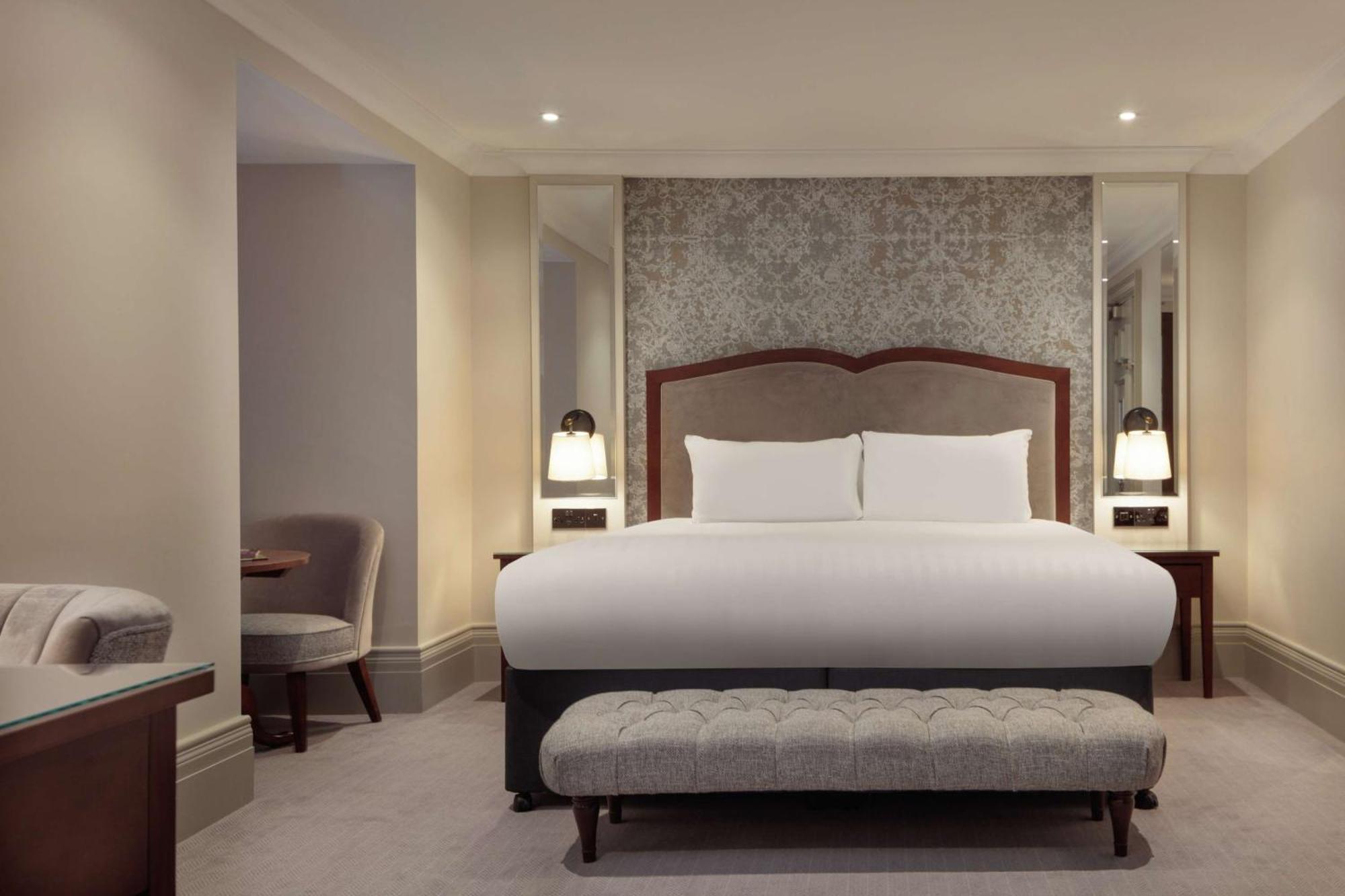 Doubletree By Hilton Harrogate Majestic Hotel & Spa Bagian luar foto