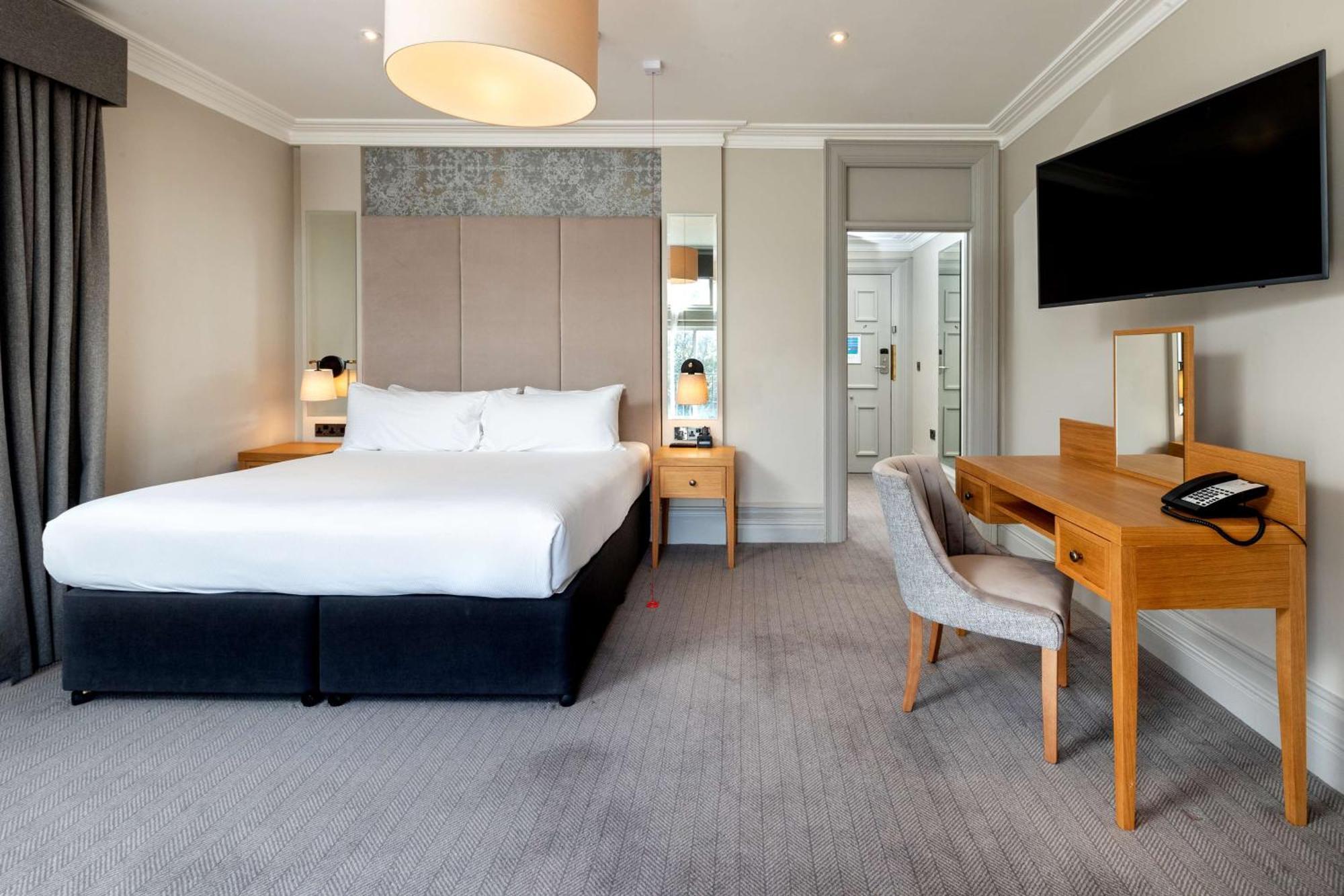 Doubletree By Hilton Harrogate Majestic Hotel & Spa Bagian luar foto