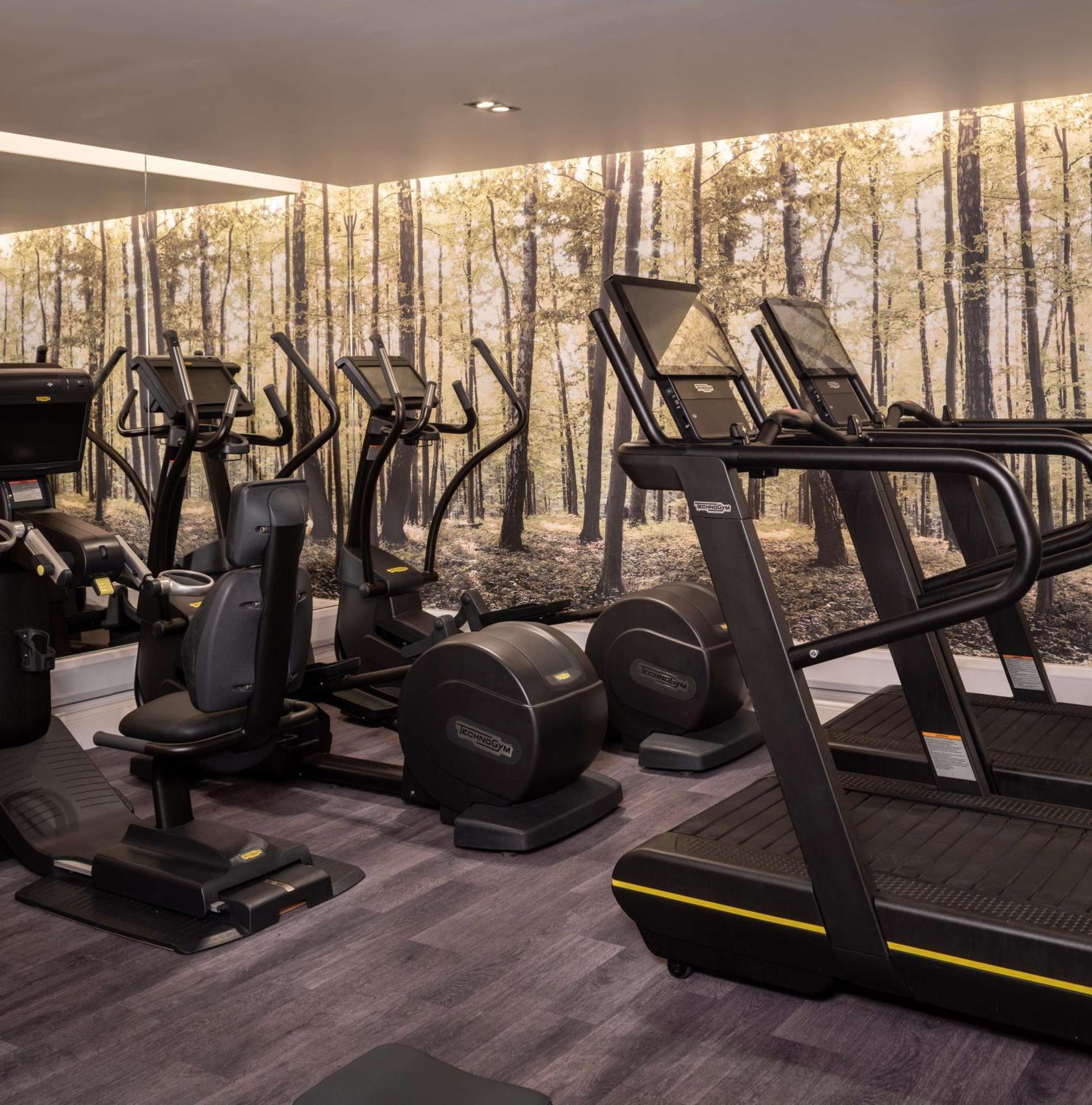 Doubletree By Hilton Harrogate Majestic Hotel & Spa Bagian luar foto